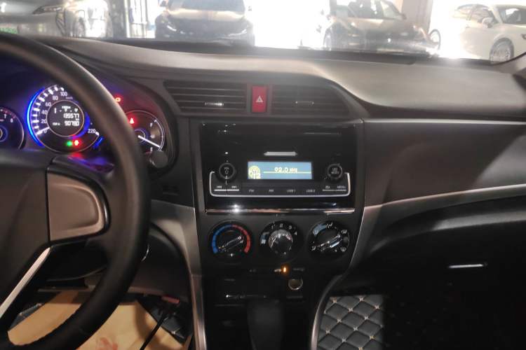 Used Honda Crider 2016 1.8L CVT Comfort Version
