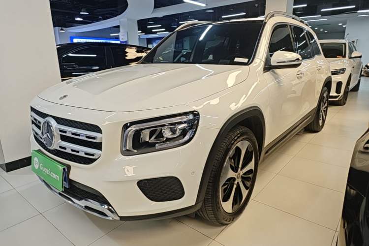 Used Mercedes-Benz GLB 2022 Updated GLB 200 Fashion Edition