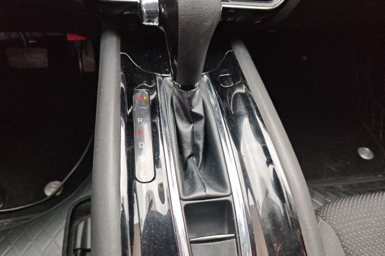 Used Honda Vezel 2019 220 TURBO CVT Elite Edition China VI
