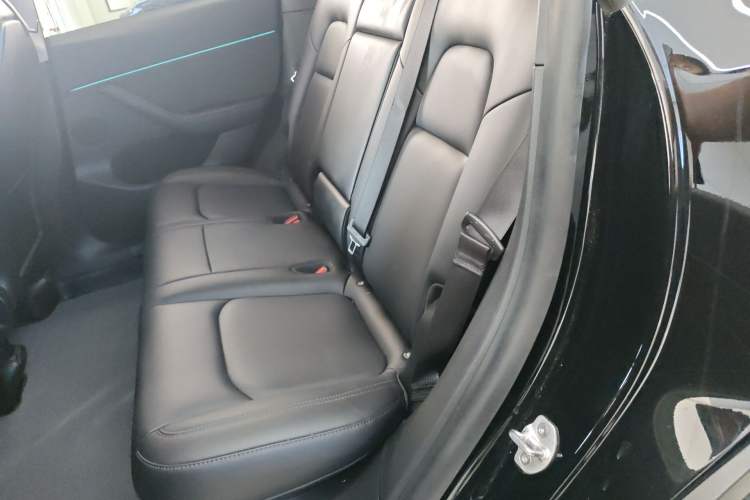 Used Tesla Model Y 2022 Rear-Wheel-Drive Version