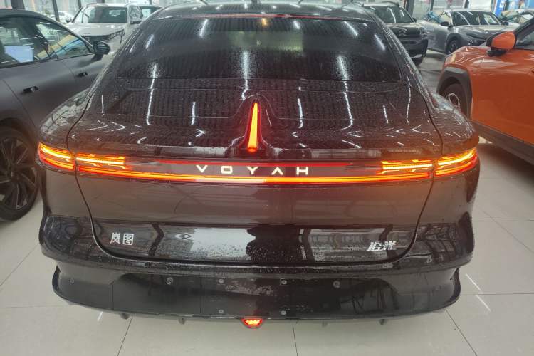 Used VOYAH PASSION 2024 PHEV Four-Wheel Drive Ultra-Long Range Flagship Model
