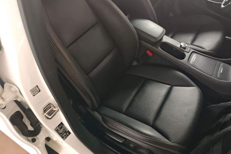 Used Mercedes-Benz GLA 2016 GLA 200 Fashion Model
