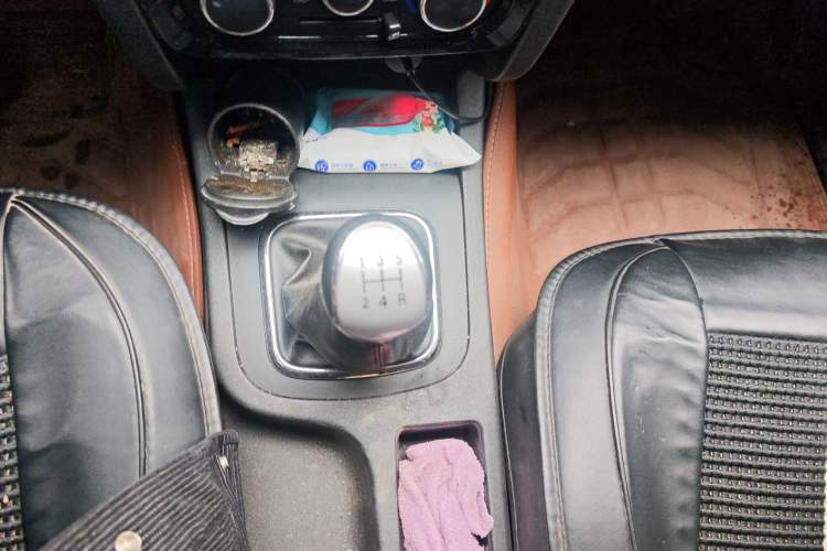 Used CHANGAN KAICHENG F300 2022 1.5L "True Fragrance" Long-Wheelbase DAM15KL Gear Lever