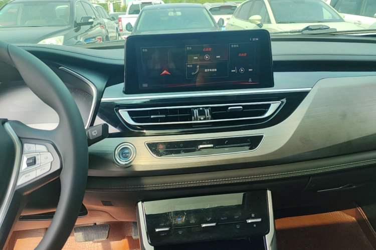 Used CHANGAN CS75 2019 280T DCT Million Edition China VI Standard Audio And AC Panel