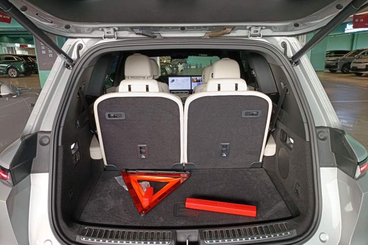 Used Li Auto L9 2024 Ultra Model
