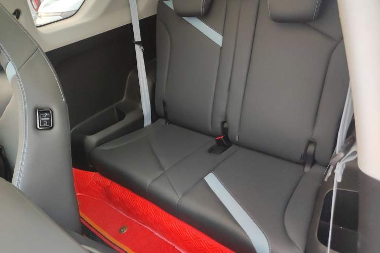 Used Chery New Energy Boundless Pro 2022 301km "Divine Beast" Version with Lithium Iron Phosphate
