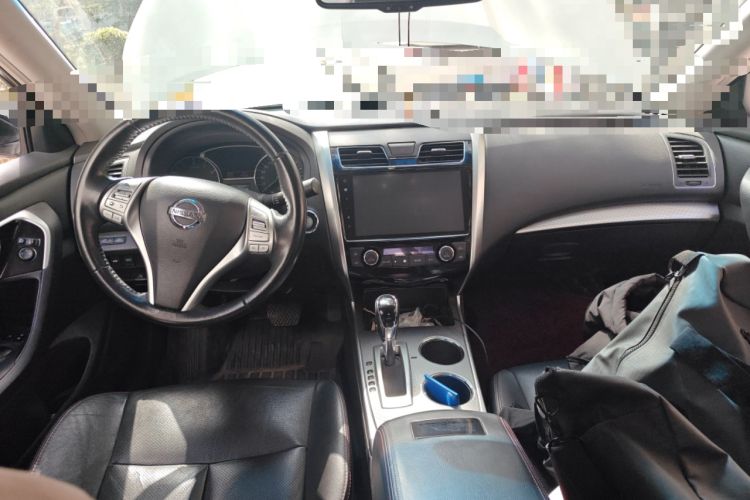 Used Nissan Teana 2018 2.0L XL Smart Upgrade Edition Center Console