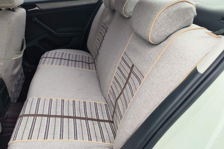 Used Volkswagen Bora 2016 1.6L Automatic Fashion Model Left Rear Seat