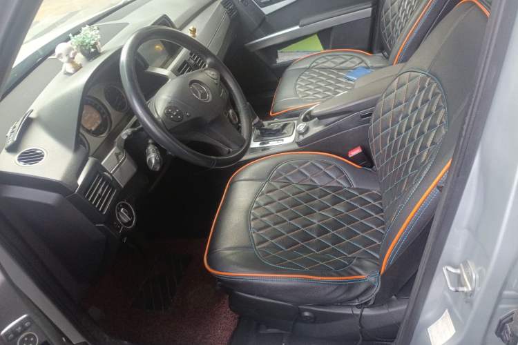 Used Mercedes-Benz GLK-Class 2011 GLK 300 4MATIC Fashion Model