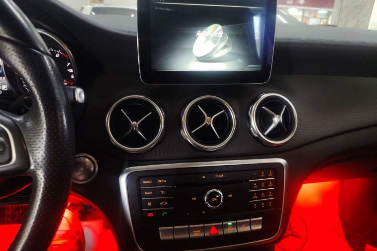 Used Mercedes-Benz GLA 2017 GLA 200 Fashion Model
