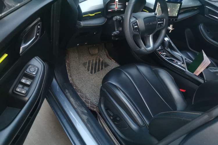 Used Roewe i5 2021 Revised Version 1.5L CVT Diamond Edition
