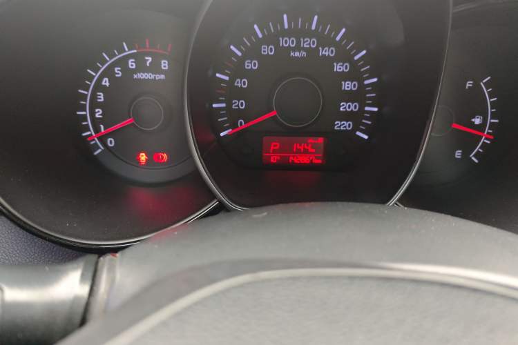 Used Kia K2 2015 Sedan 1.4L Automatic GLS
