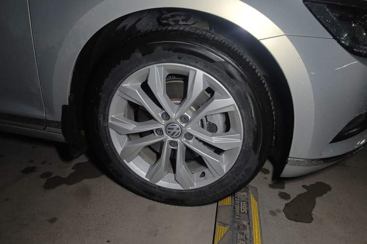 Used Volkswagen Magotan 2018 Facelift 330TSI DSG Luxury Model
