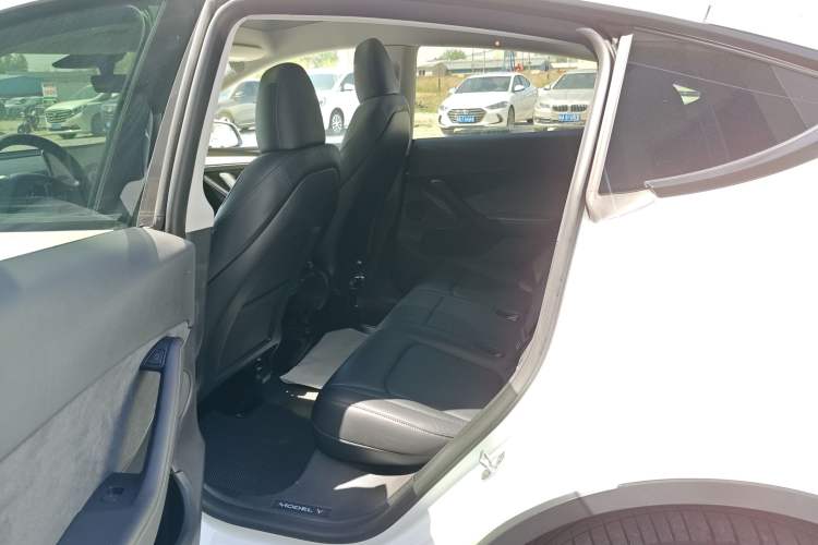 Used Tesla Model Y 2022 Revised Version Long-Range All-Wheel Drive