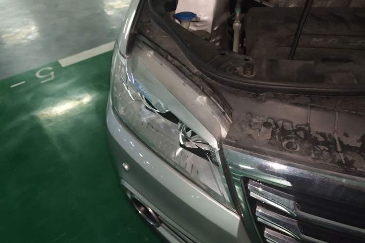 Used Haval H6 2015 Revised Version Sport Edition 1.5T Manual Transmission Two-Wheel Drive Elite Grade
