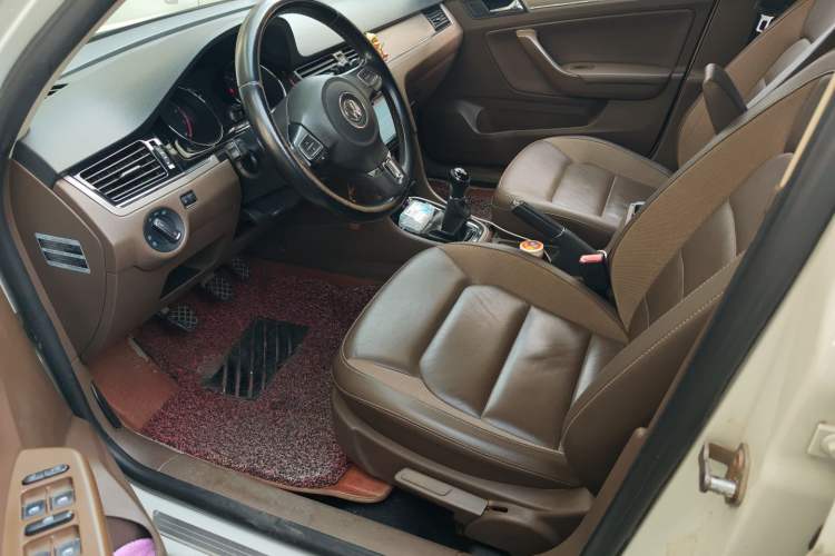 Used Volkswagen Bora 2015 Zhuihui Edition 1.6L Manual Comfort Model