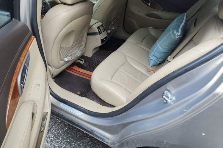 Used Buick LaCrosse 2012 2.4L SIDI Elegant Edition
