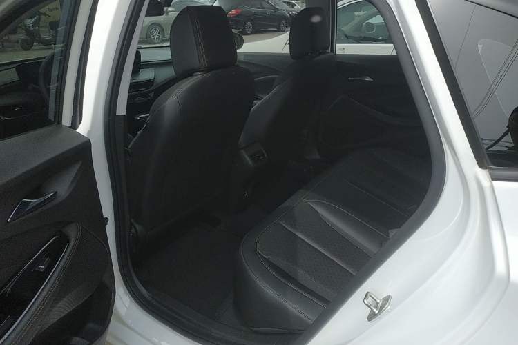 Used Buick Verano 2023 Pro Enjoyment Edition Left Rear Seat