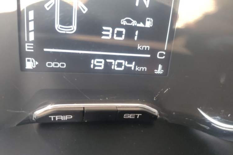 Used Wuling Alvez 2022 1.5L Manual Free-Style Model