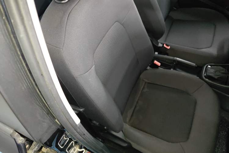 Used Volkswagen Santana 2015 1.6L Automatic Fashion Edition
