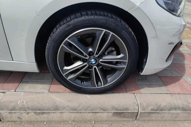 Used BMW 1 Series 2018 Facelifted 118i Sport Edition Exterior 1