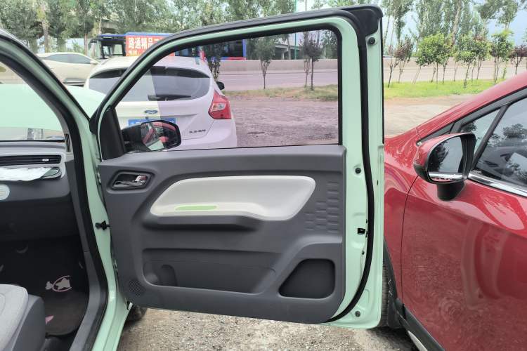 Used Wuling Hongguang MINIEV 2021 Macaron Fashion Model Lithium Iron Phosphate