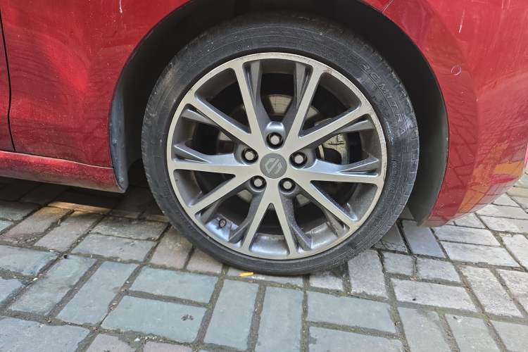 Used Leapmotor S01 2019 380 Pro Right Front Wheel Hub