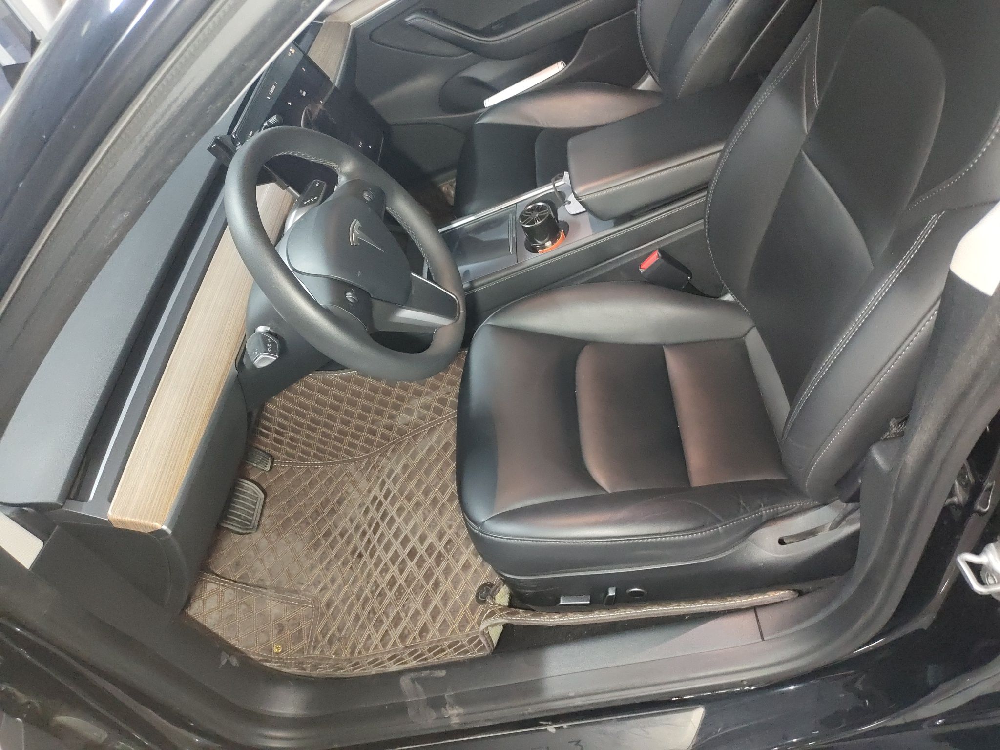Interior delantero