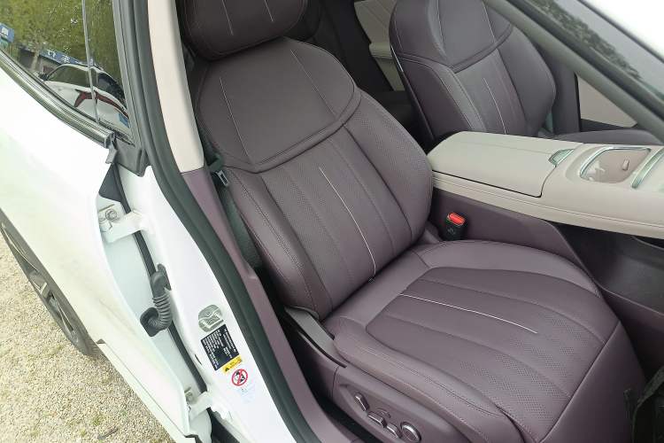 Used Deepal S07 2026 230Ultra with Huawei Qiankun ADS SE Edition Right Front Seat