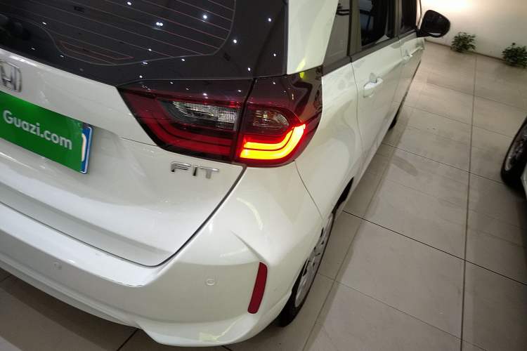 Used Honda Fit 2021 1.5L CVT Trend Edition