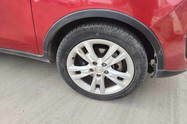 Used Changan CS35 2014 1.6L Automatic Luxury Model China IV Standard