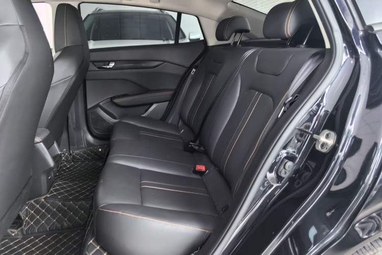 Used Dongfeng Aeolus Yixuan 2024 1.5L Automatic JingSu Edition Left Rear Seat