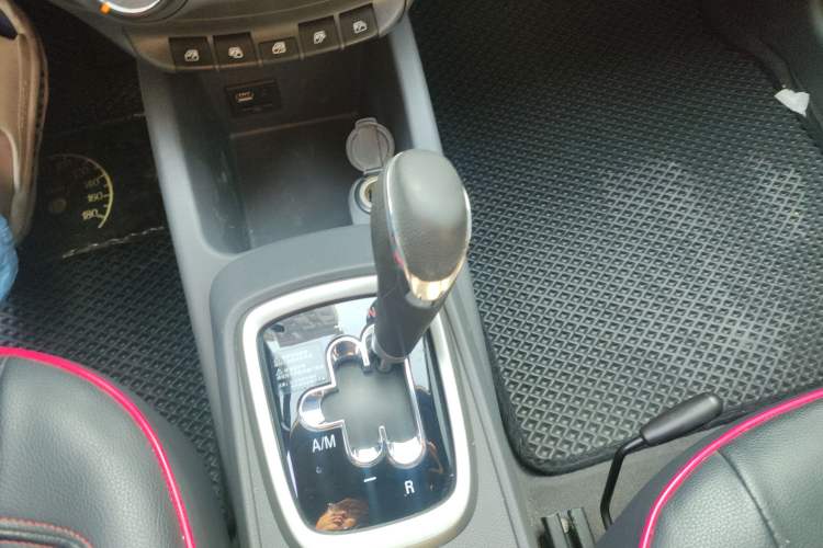 Used Chevrolet Sail 2015 Sail 3 1.5L AMT Happiness Sunroof Edition