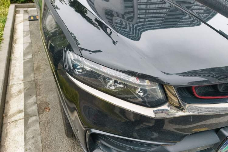 Used Geely Auto Monjaro 2019 350T Dark Knight Limited Edition Right Front Headlight