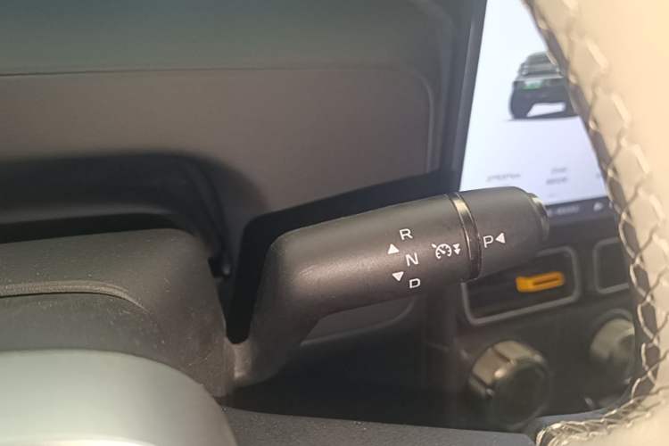 Used iCAR V23 2025 501 Four-Wheel Drive Intelligent Driving Version Gear Lever