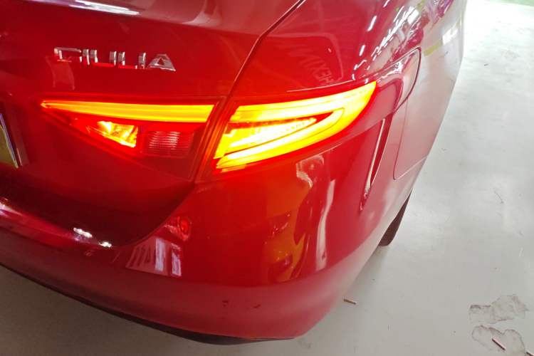 Used Alfa Romeo Giulia 2017 2.0T 200HP Luxury Edition Right Rear Taillight