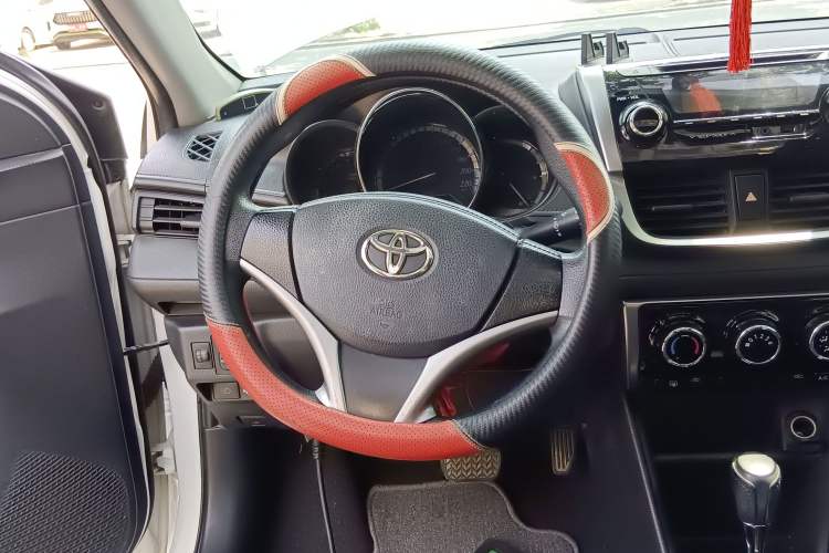 Used Toyota YARiS L Zhi Xuan 2016 Revised Version 1.5G CVT with Dynamic Sunroof