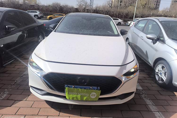 Used Mazda 3 Axela 2020 1.5L Automatic ZhiMei Edition
