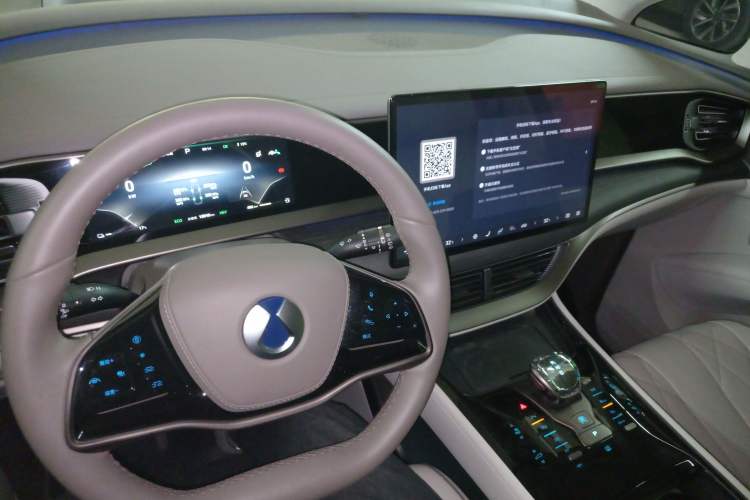 Used Denza D9 2022 DM-i 970 Four-Wheel Drive Flagship Model