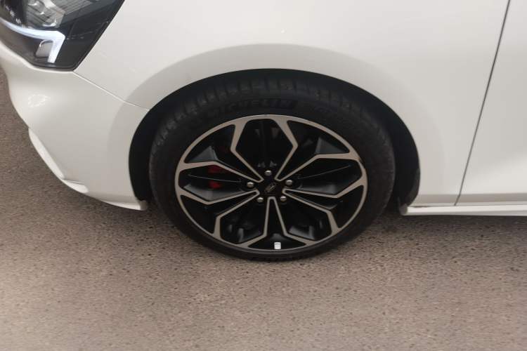 Used Ford Focus 2020 Sedan EcoBoost 180 Automatic ST Line Exterior 4