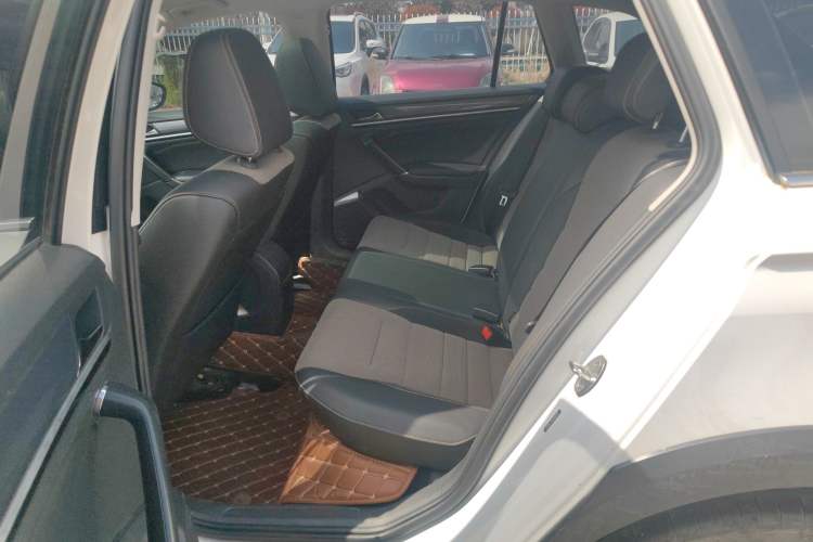 Used Volkswagen C-TREK 2018 1.5L Manual Comfort Model Left Rear Seat