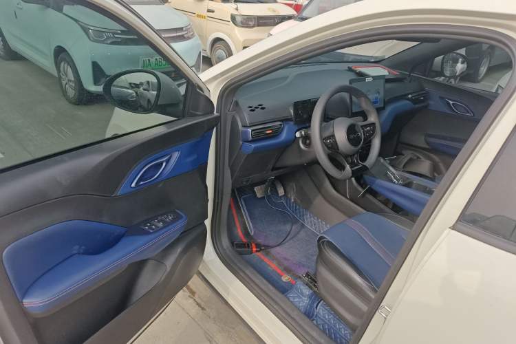 Used BYD Seagull 2025 Intelligent Driving Version 305 km Dynamic Edition
