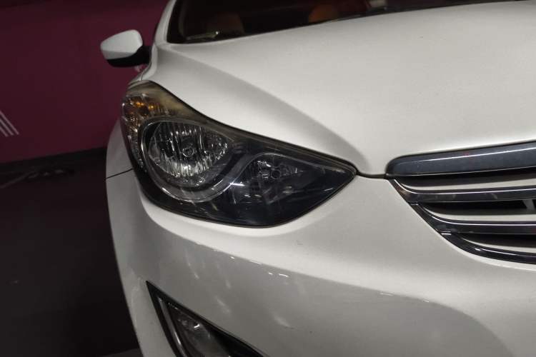 Used Hyundai Elantra (5th Generation / Langdong) 2012 1.6L Automatic Fashion Edition