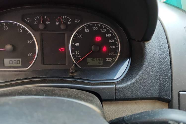 Used Volkswagen Polo 2011 Jingqu 1.4L Manual Shishang Edition Odometer Close Up