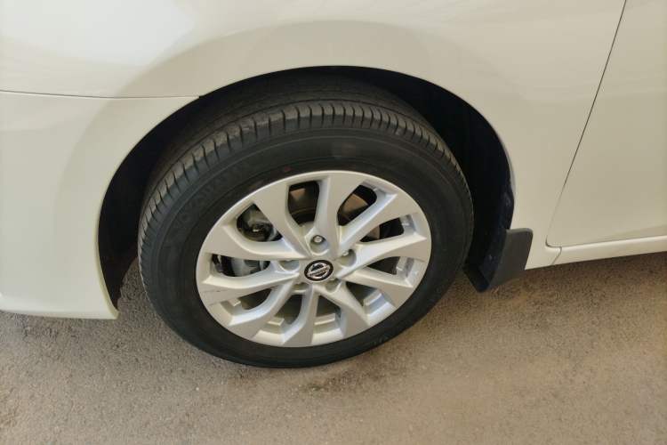 Used Nissan Sylphy 2018 1.6XV CVT Deluxe Edition Exterior 4