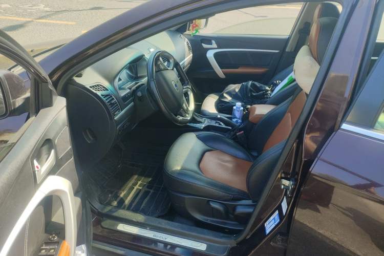 Used Geely Auto Emgrand 2016 Hatchback RS 1.5L CVT Upward Edition