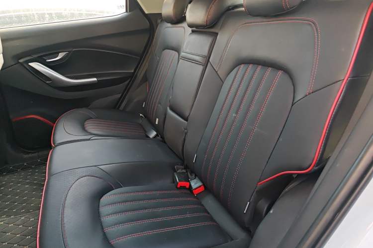 Used Soueast DX7 2017 1.5T Automatic Luxury Model