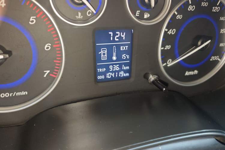 Used JMC Baodian 2018 2.9T New Value-Packed Two-Wheel-Drive Diesel Comfort Version with Standard Cargo Bed – JX4D30B5L