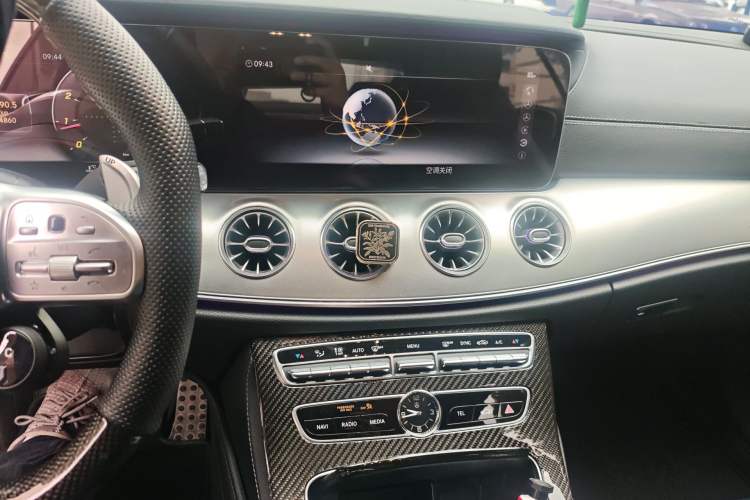 Used Mercedes-Benz E-Class 2020 E 260 Coupe Audio And AC Panel