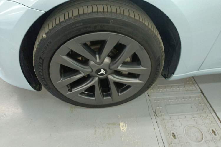 Used Tesla Model 3 2020 Standard Range Rear-Wheel Drive Upgraded Version Left Front Wheel Hub